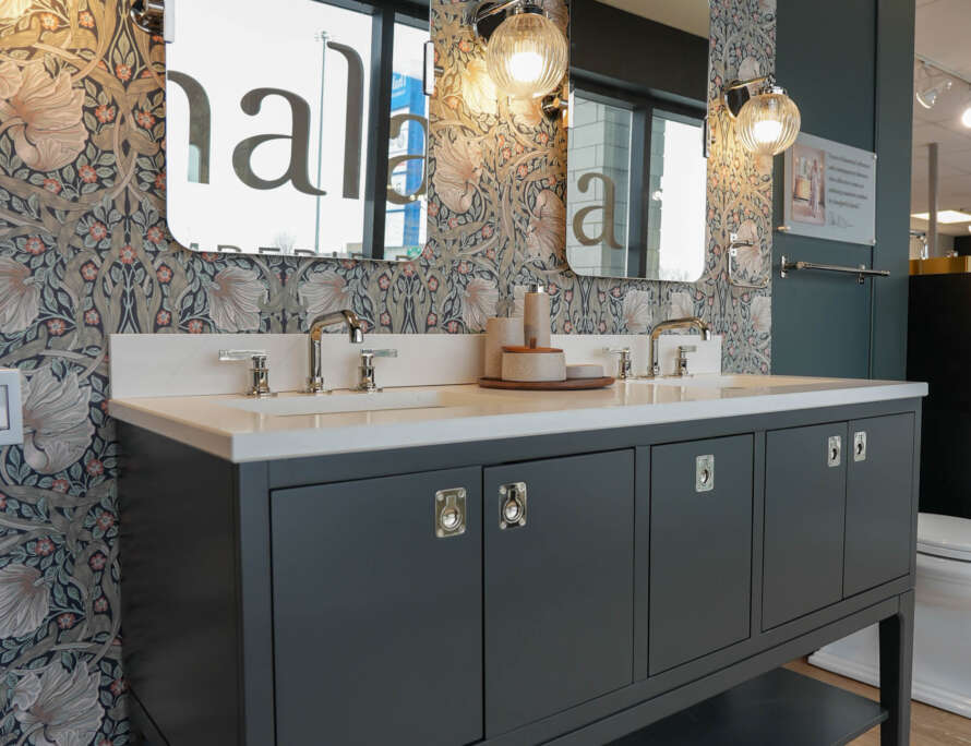 Vanités de salle de bain chez Thalassa Plomberie Décorative Laval